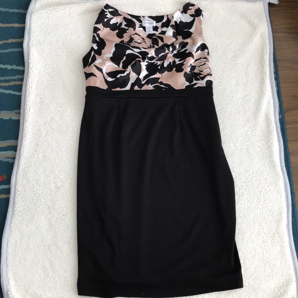 (3/$50) Like-new beautiful Motherhood maternity dress